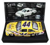 Dale Jarrett Signed Elite 2008 Toyota Camry 1:24 Scale Die Cast Car BAS #BT57802