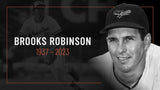 Brooks Robinson Signed OML Baseball (JSA COA) 2848 hits / Hall of Fame /3rd Base