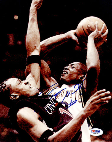 Dwyane Wade Autographed 8x10 Photo Marquette Golden Eagles PSA/DNA #Q89191