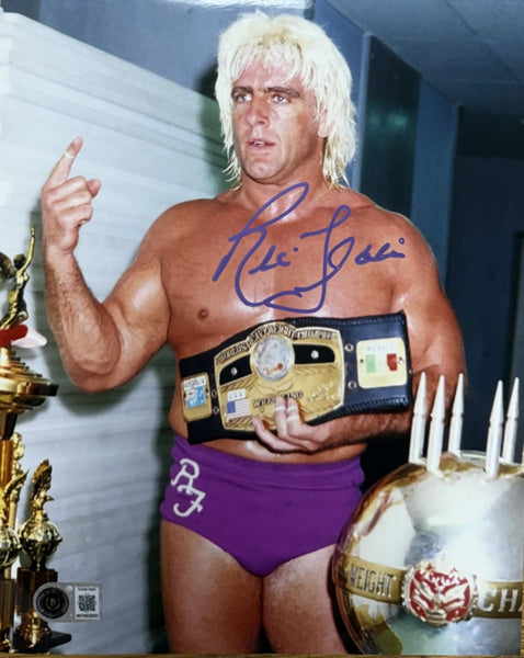 RIC FLAIR Signed 8x10 Photo #5 AUTO - WWE, WCW, NWA, TNA Hall of Famer - BAS