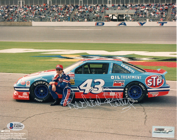 Richard Petty Autographed Nascar 8x10 Photo Beckett Authenticated