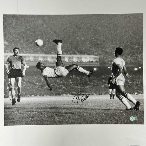 Autographed/Signed Pele Brazil 16x20 Photo Bicycle Kick Beckett BAS Auto