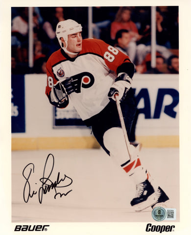 Eric Lindros Autographed/Signed Philadelphia Flyers 8x10 Photo Beckett 57387
