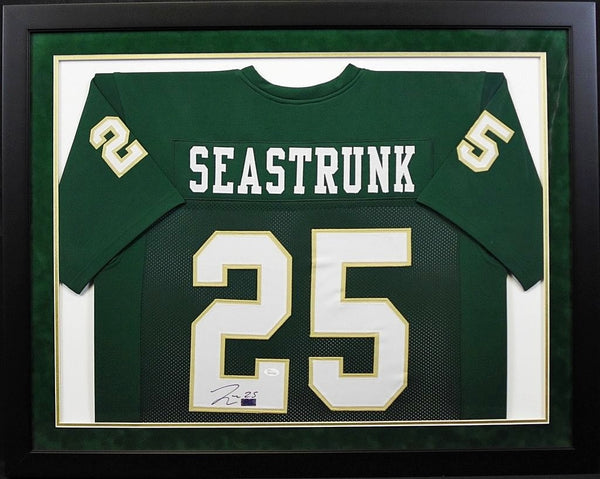 LACHE SEASTRUNK AUTOGRAPHED BAYLOR BEARS #25 GREEN FRAMED JERSEY COA