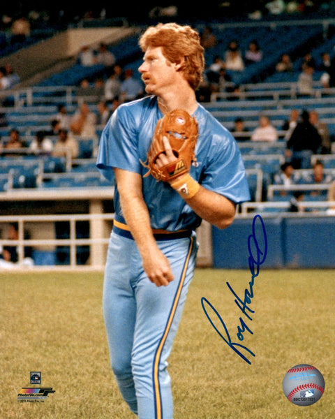 '82 Milwaukee Brewers ROY HOWELL Signed 8x10 Photo #1 AUTO Warm Ups