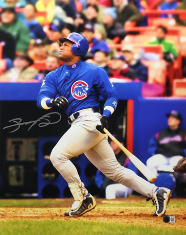 Sammy Sosa Signed Cubs 16x20 Photo (Beckett) Chicago's All Time Home Run Leader