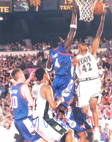 Morris Peterson & Harvey Autographed 16x20 Photo 2000 National Championship