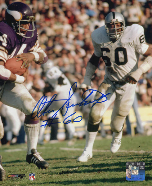 Otis Sistrunk Signed Raiders vs Vikings Action 8x10 Photo - (SS COA)