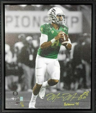 MARCUS MARIOTA AUTOGRAPHED SIGNED FRAMED 20X24 CANVAS PHOTO OREGON #/8 MM 91861