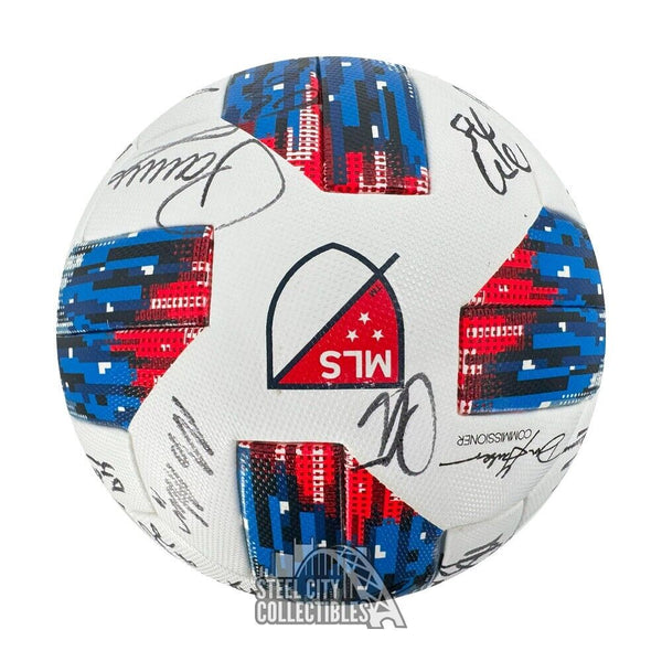 2018 Chicago Fire FC Auto Match Used Soccer Ball - JSA/Fanatics LOA (27 Sigs)