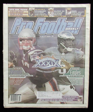 February 9, 2005 Pro Football Weekly Newspaper Tom Brady Donovan McNabb 198239