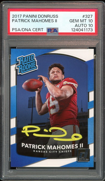 2017 Panini Donruss Rated Rookie Patrick Mahomes RC PSA 10/10 Auto GEM MINT