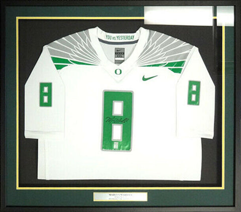 OREGON MARCUS MARIOTA AUTOGRAPHED SIGNED FRAMED WHITE NIKE JERSEY MM HOLO 89826