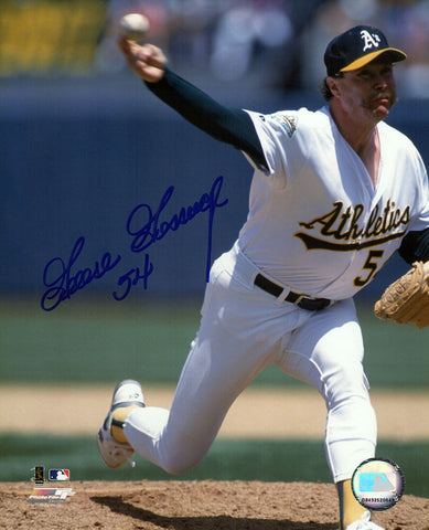 Goose Gossage Signed Oakland Athletics (A's) Pitching 8x10 Photo -(SCHWARTZ COA)