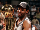 Robert Horry Signed Spurs Jersey (Beckett) San Antonio 7xNBA Champion / Forward