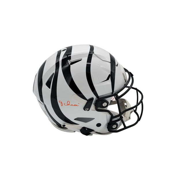 Ja'Marr Chase Signed Cincinnati Bengals White ALT Speed Flex Beckett Witnessed