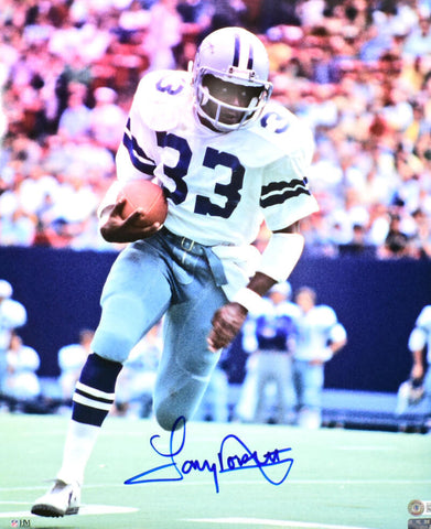 Tony Dorsett Autographed Dallas Cowboys 16x20 Running Photo - Beckett W Hologram