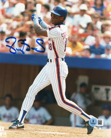 Darryl Strawberry Autographed New York Mets 8x10 Photo Beckett