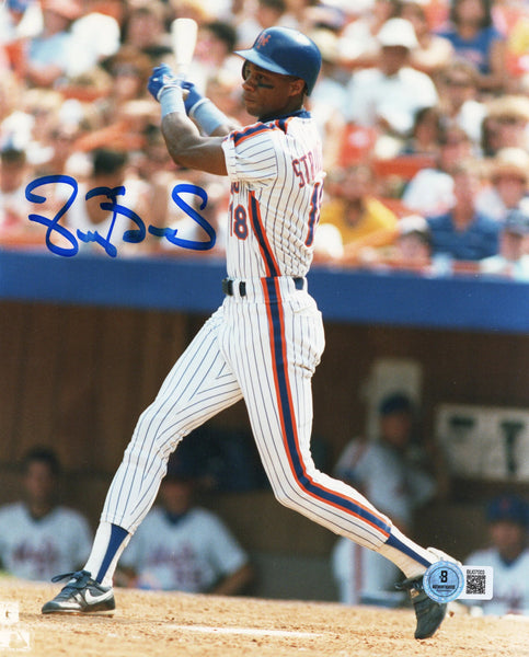 Darryl Strawberry Autographed New York Mets 8x10 Photo Beckett