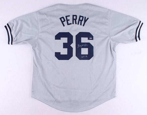 Gaylord Perry Signed New York Yankees Jersey Inscribed "HOF 91" (Schwartz COA)