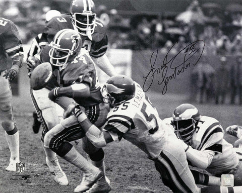 Frank LeMaster Signed Eagles B&W Tackle Action vs Falcons 16x20 Photo - (SS COA)