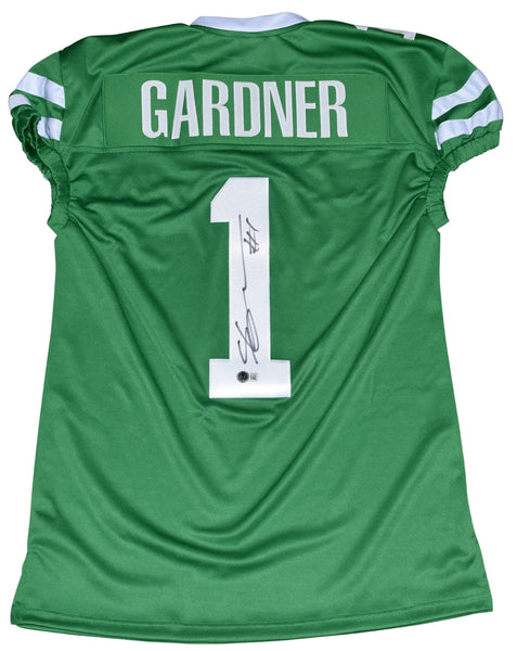 AHMAD SAUCE GARDNER SIGNED NEW YORK JETS #1 GREEN GAME CUT JERSEY BECKETT