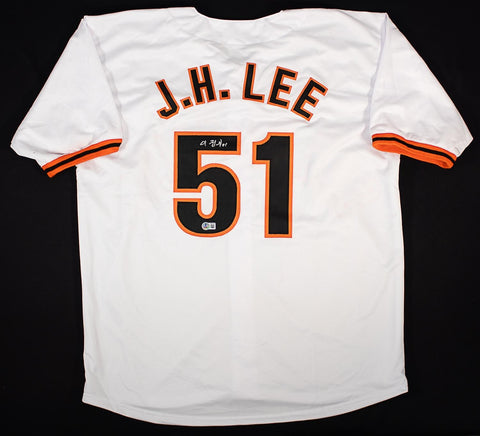 Jung-Hoo Lee Signed San Francisco Giants "Korean Signature" Jersey (Beckett)