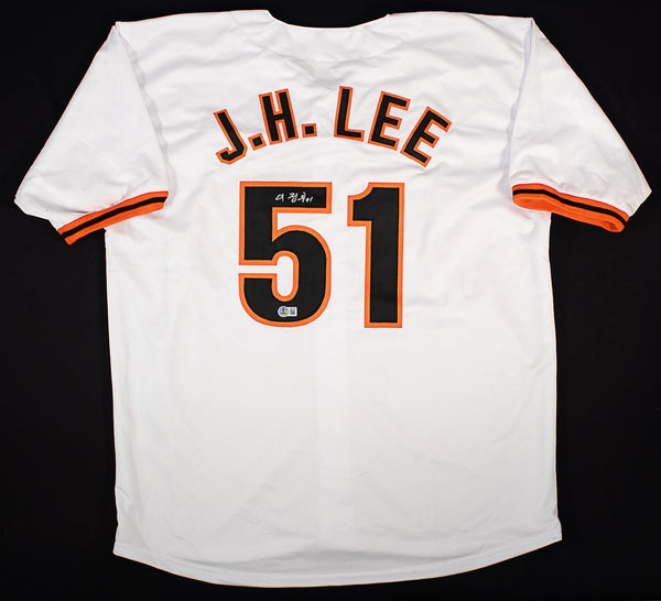 Jung-Hoo Lee Signed San Francisco Giants "Korean Signature" Jersey (Beckett)