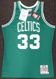 CELTICS LARRY BIRD AUTOGRAPHED GREEN MITCHELL & NESS JERSEY M BECKETT 177712