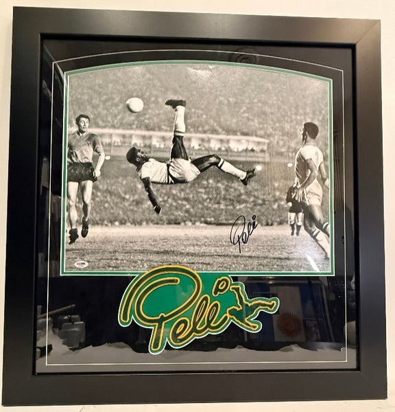 Pele Autographed 16x20 Black & White Framed Photo -- Brazil National Team PSA COA