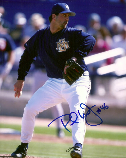 Milwaukee Brewers PAUL WAGNER Signed 8x10 Photo #1 AUTO - 1997-1998