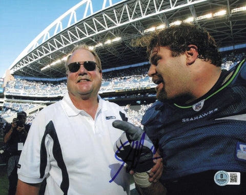 Steve Hutchinson Autographed 8x10 Photo Seattle Seahawks Beckett BAS QR #BS36875