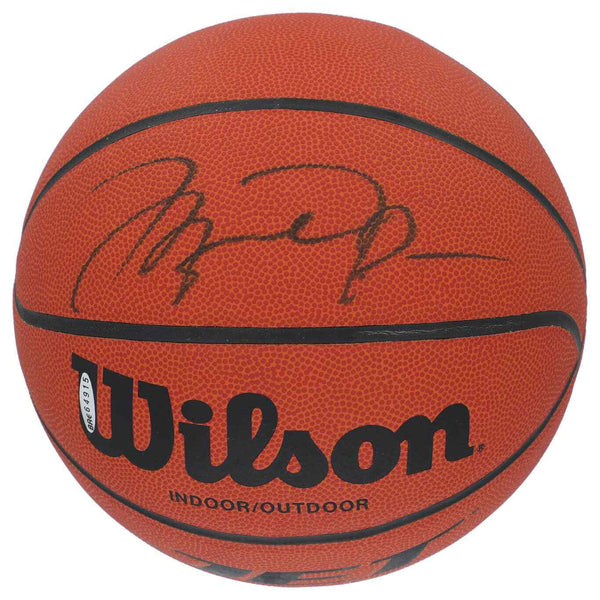Michael Jordan Chicago Bulls Signed Wilson Jet NBA Basketball UDA BAE64915