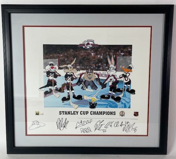 Patrick Roy & 2001 SC Team Autographed Looney Tunes 16x20 Framed Photo JSA COA