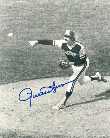 Padres Hall of Famer ROLLIE FINGERS Signed 8x10 Photo #1 AUTO ~ HOF MVP CY