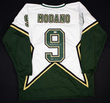 Mike Modano Signed Dallas Stars White Jersey (Beckett) 1999 Stanley Cup Champ