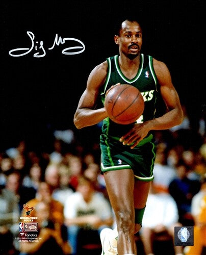MIlw. Bucks SIDNEY MONCRIEF Signed 8x10 Photo #11 AUTO - Hall of Fame - 5 x AS