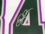 BUCKS RAY ALLEN AUTOGRAPHED AUTHENTIC M&N 1996-97 ROOKIE JERSEY L BECKETT 221293