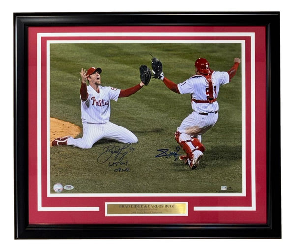 Brad Lidge Ruiz Signed Framed Phillies 08 World Series Photo Last Out PSA/DNA