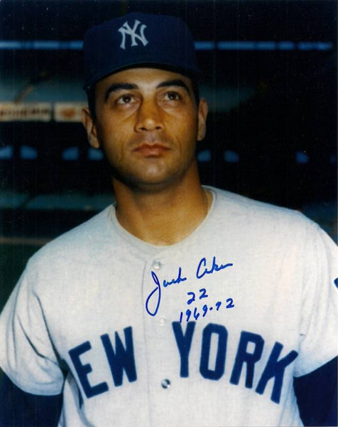 New York Yankees JACK AKER Signed AUTO 8x10 Photo RAR