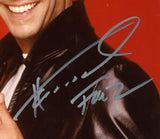 Henry Winkler Signed Happy Days Unframed 8x10 Photo - Thumbs Up