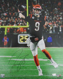 Joe Burrow Autographed 16x20 Photo Cincinnati Bengals Fanatics 181034