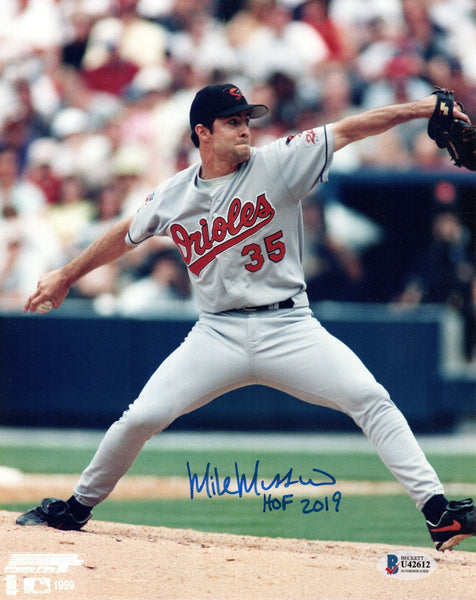 Mike Mussina Signed Baltimore Orioles 8x10 Photo W/ 2019 Beckett Authenticated