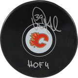 Doug Gilmour Autographed/Signed Calgary Flames Logo Puck HOF JSA 53956
