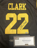 Caitlin Clark Autographed Black / Yellow Hawkeyes 2024 Final Four Jersey Panini