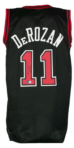 DeMar DeRozan Signed Chicago Bull Jersey (Beckett) 5xNBA All Star Small Forward