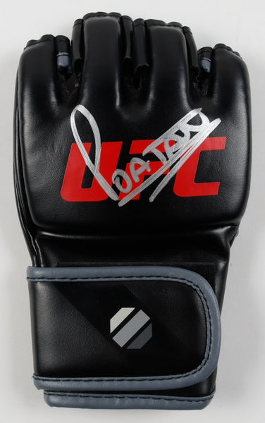 Alex Pereira Signed UFC Fight Glove (Beckett) Light HW Champion - FREEDOM 250!
