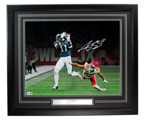 A.J. Brown Signed Philadelphia Eagles SB LIX 16x20 Photo Framed Beckett 192823