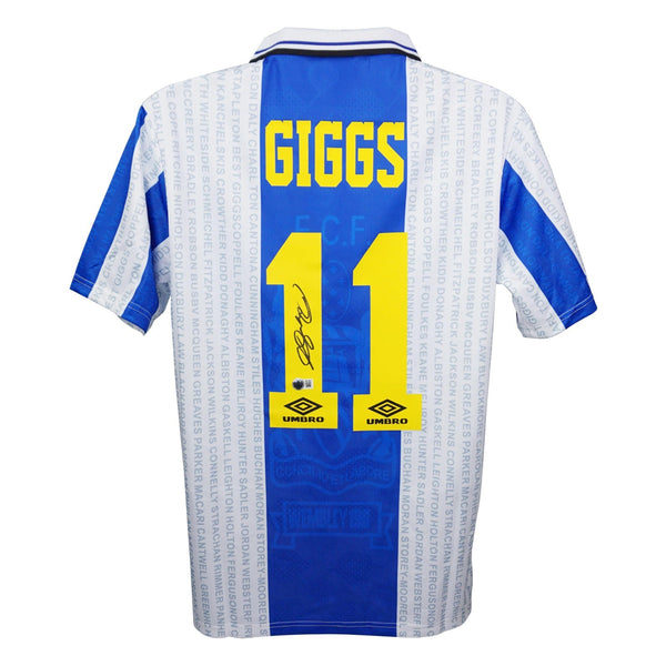 Ryan Giggs Signed Manchester United Umbro Authentic Jersey (Beckett) Striker