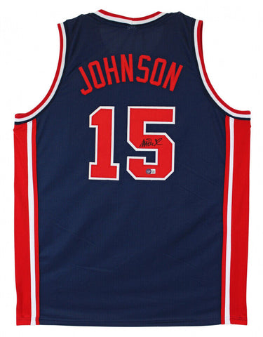 Magic Johnson Signed 1992 Team USA Jersey (Beckett) 5xNBA Champion / 3x NBA MVP